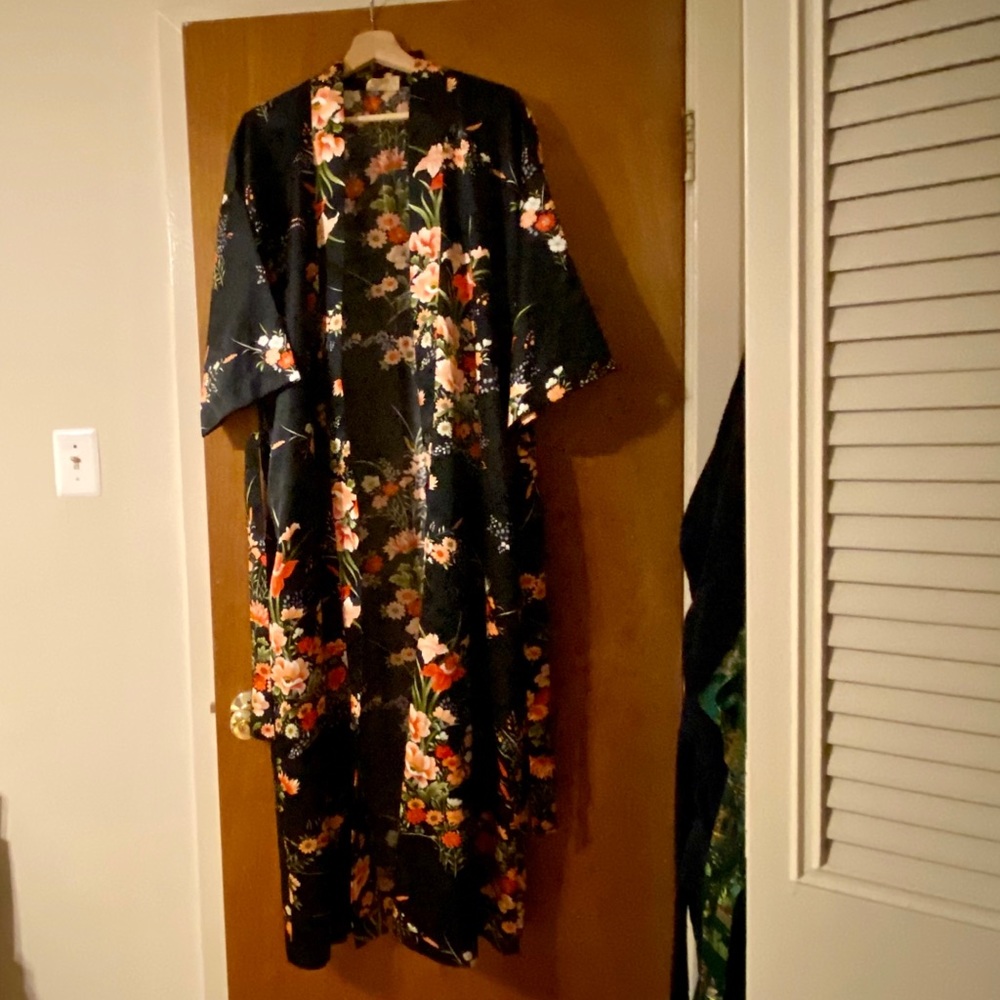 90s Robe